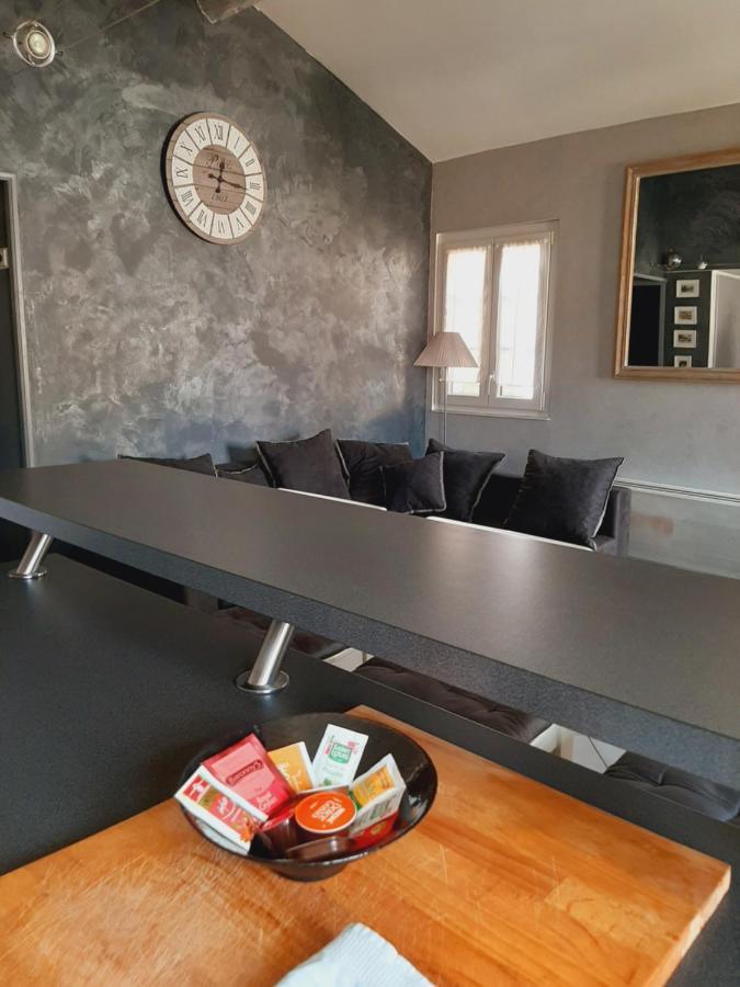 T2 Centre Ville Vue Faron 40M2 En Zone Pietonne 4Eme Etage 툴롱 외부 사진